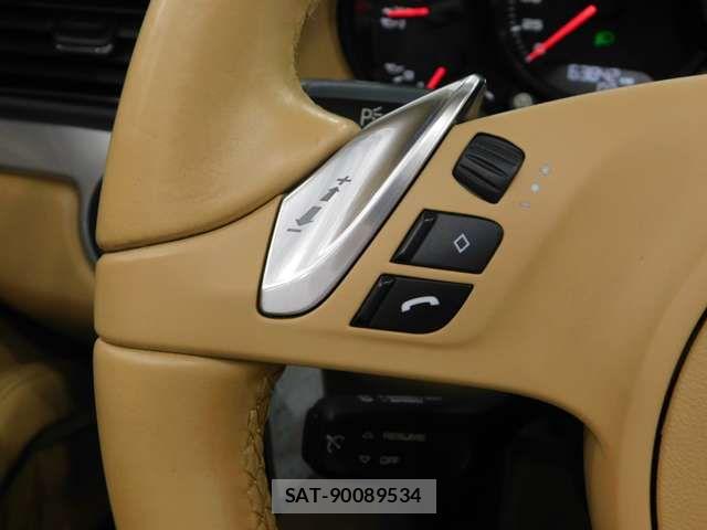 Porsche 911 2012-10 7963280-17