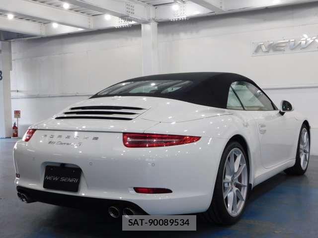 Porsche 911 2012-10 7963280-1
