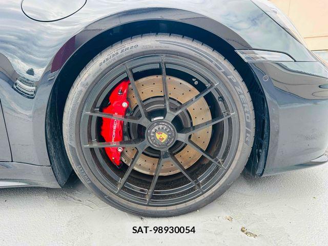Porsche 911 2025-06 7980588-8