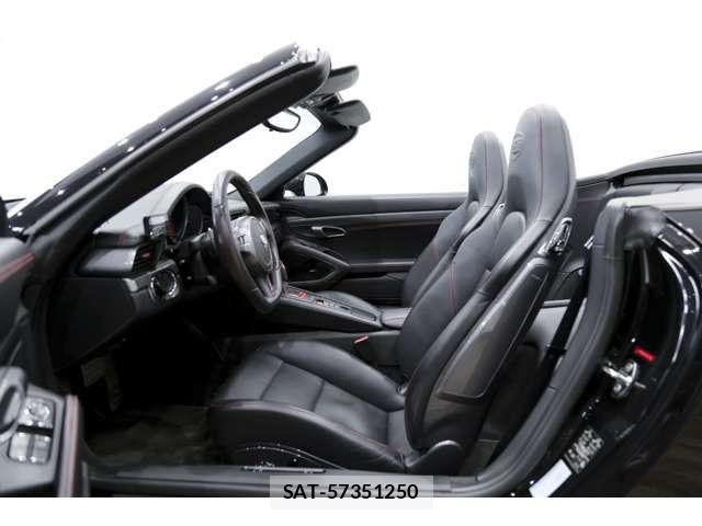 Porsche 911 2014-06 7980589-16