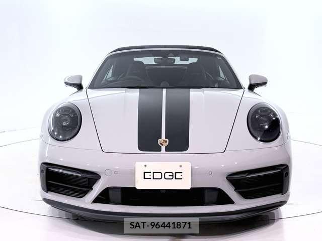 Porsche 911 2024-10 8209535-19