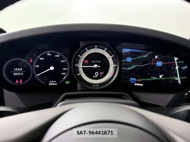 Porsche 911 2024-10 8209535-21