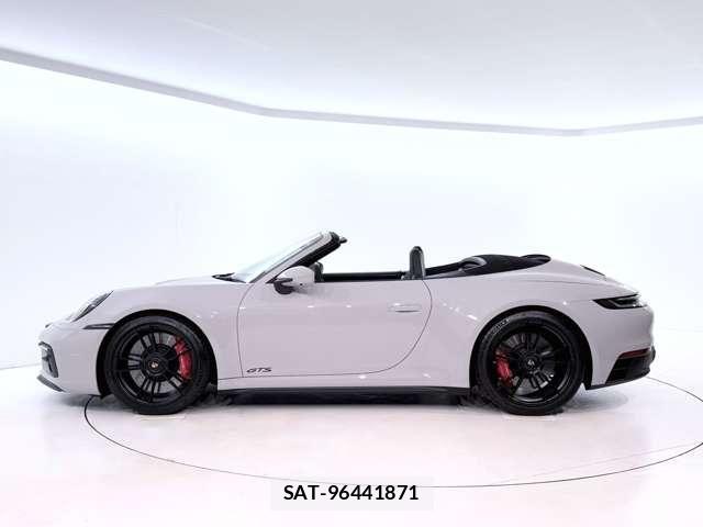 Porsche 911 2024-10 8209535-3