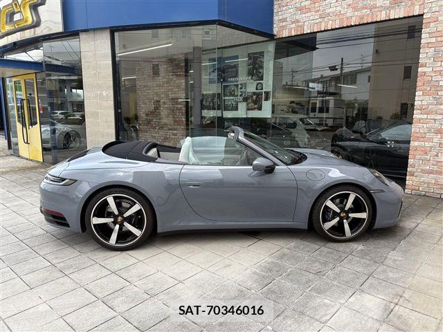 Porsche 911 2024-09 8316389-11
