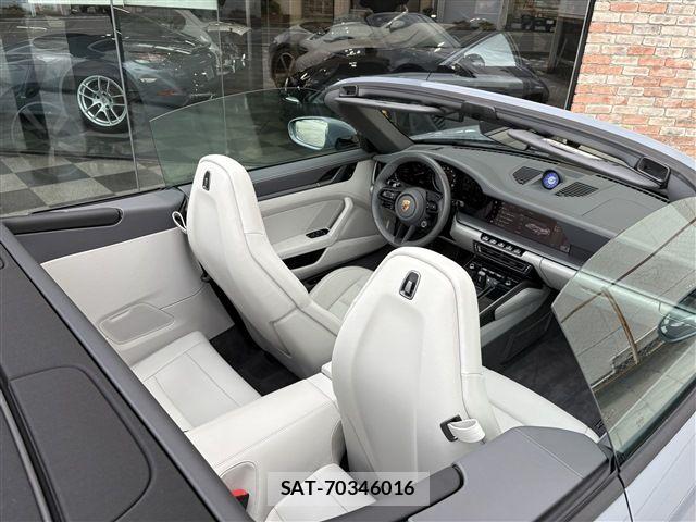 Porsche 911 2024-09 8316389-20
