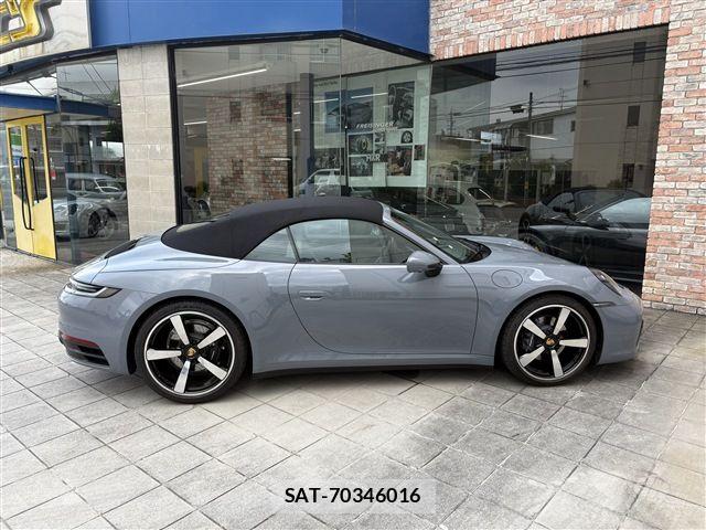 Porsche 911 2024-09 8316389-2