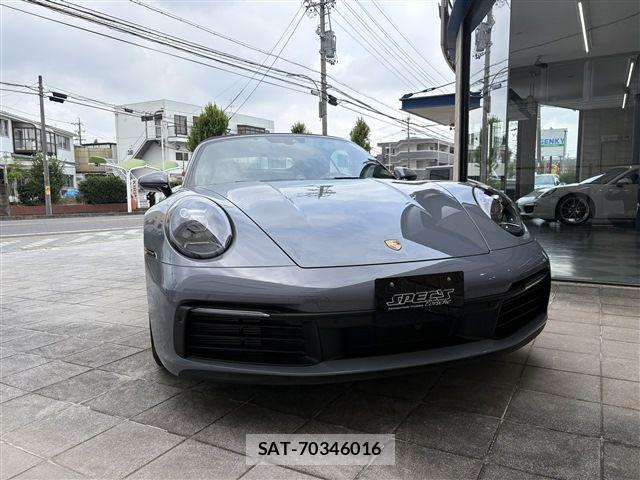 Porsche 911 2024-09 8316389-4