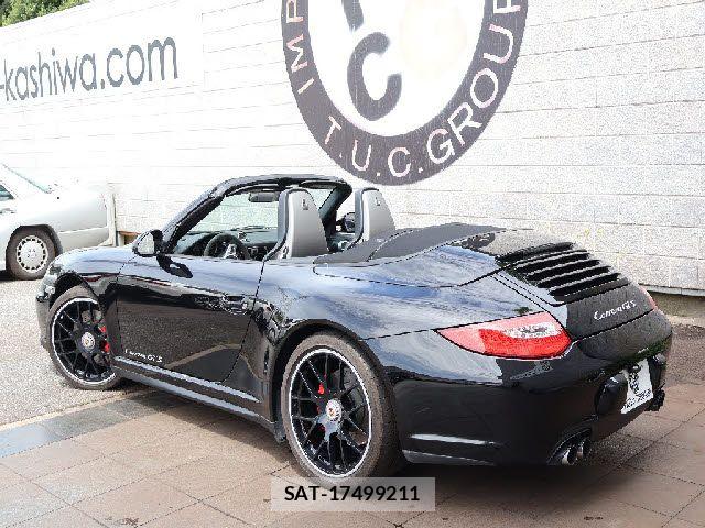 Porsche 911 2012-06 8660967-13