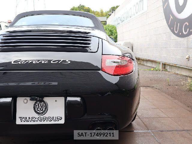 Porsche 911 2012-06 8660967-14