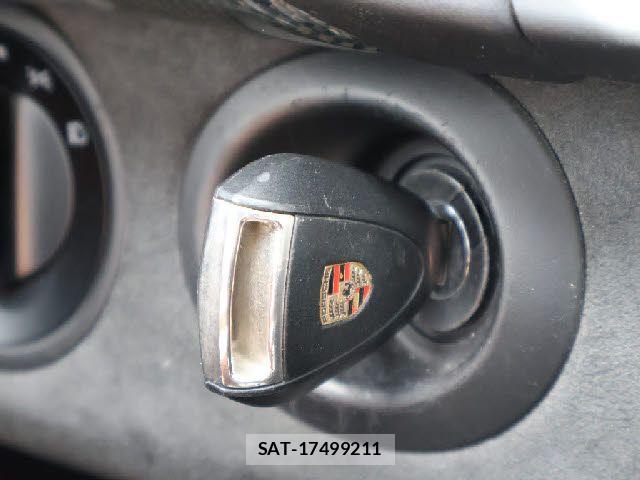 Porsche 911 2012-06 8660967-8