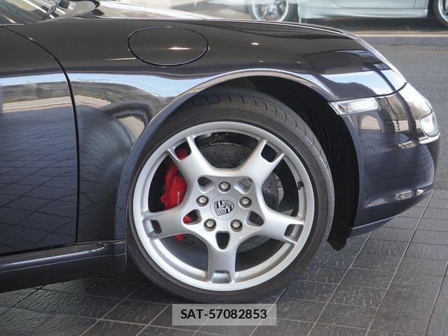 Porsche 911 2008-02 8797119-10