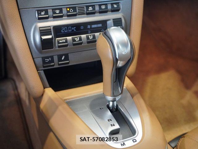 Porsche 911 2008-02 8797119-16