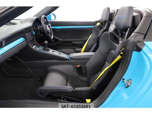 Porsche 911 2020-02 1405340-10