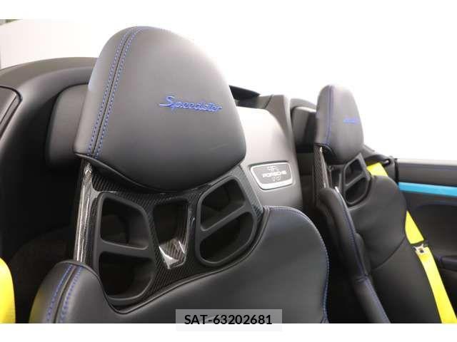 Porsche 911 2020-02 1405340-7