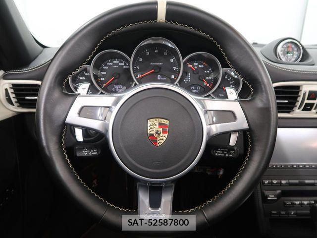 Porsche 911 2011-06 6752859-15