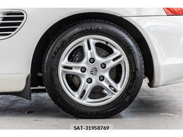 Porsche BOXSTER 2004-04 4976888-10