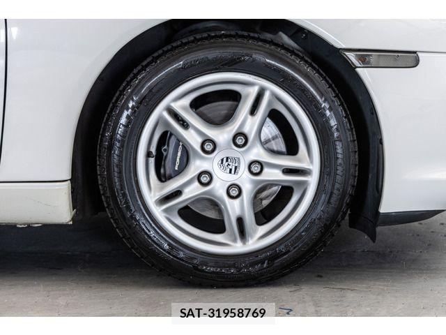 Porsche BOXSTER 2004-04 4976888-12