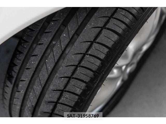 Porsche BOXSTER 2004-04 4976888-13