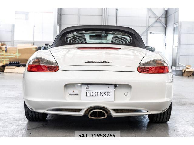 Porsche BOXSTER 2004-04 4976888-6