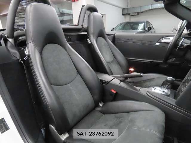 Porsche BOXSTER 2011-09 6614139-16