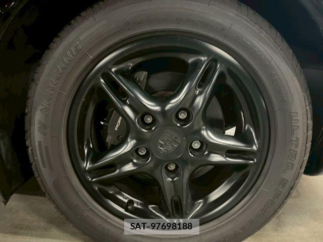Porsche BOXSTER 2003-03 7980590-19