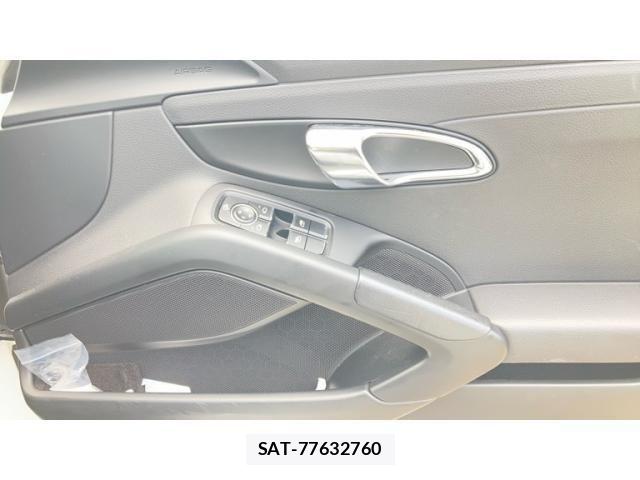 Porsche BOXSTER 2015-07 8037601-16