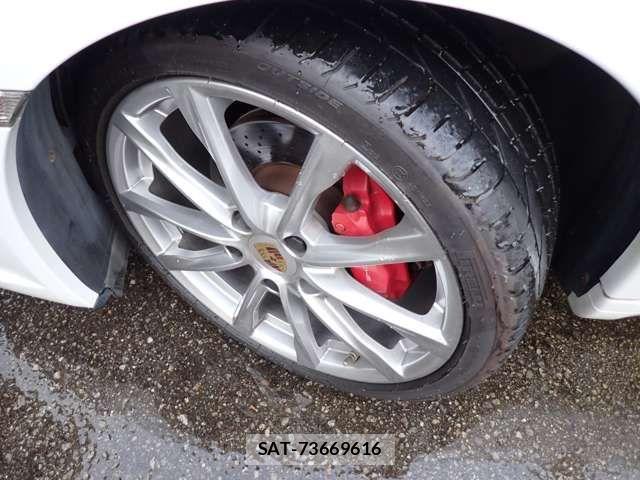 Porsche BOXSTER 2011-07 1309664-16