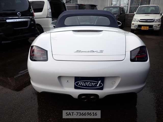 Porsche BOXSTER 2011-07 1309664-5
