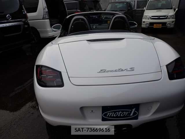 Porsche BOXSTER 2011-07 1309664-6