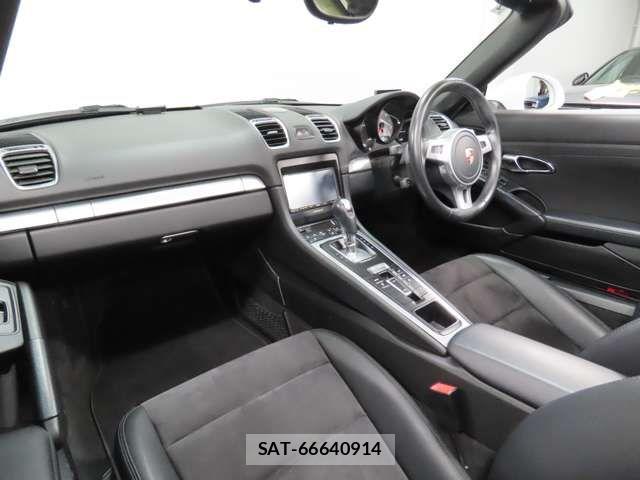 Porsche BOXSTER 2015-02 6016056-16