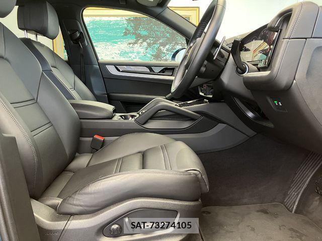 Porsche CAYENNE 2023-09 523207-9