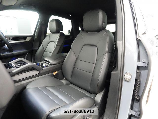 Porsche CAYENNE 2024-01 815149-9