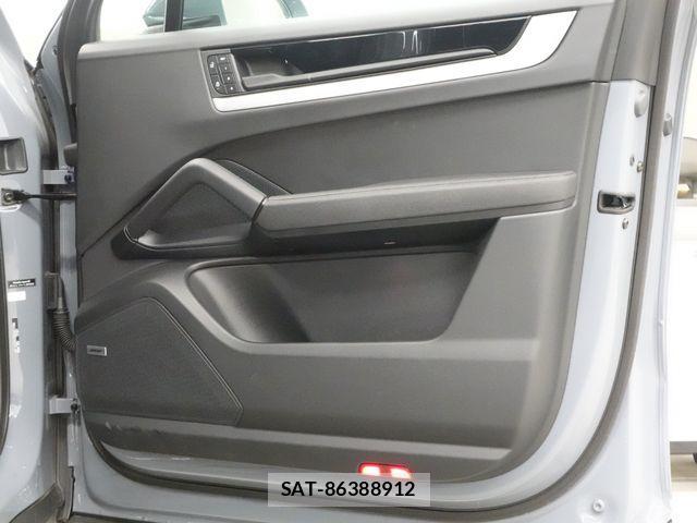 Porsche CAYENNE 2024-01 815149-11