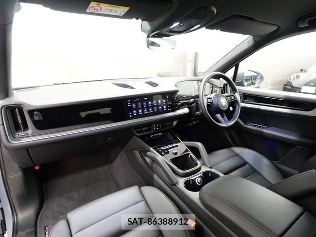 Porsche CAYENNE 2024-01 815149-12