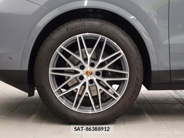 Porsche CAYENNE 2024-01 815149-26