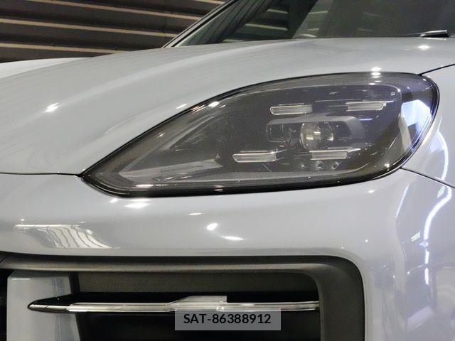 Porsche CAYENNE 2024-01 815149-2