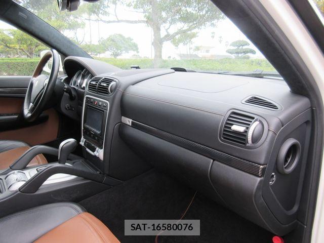 Porsche CAYENNE 2009-02 852987-24