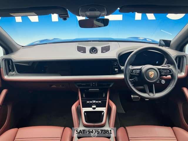 Porsche CAYENNE 2023-10 1190727-17