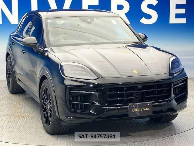 Porsche CAYENNE 2023-10 1190727-8