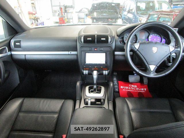 Porsche CAYENNE 2008-06 1229161-17
