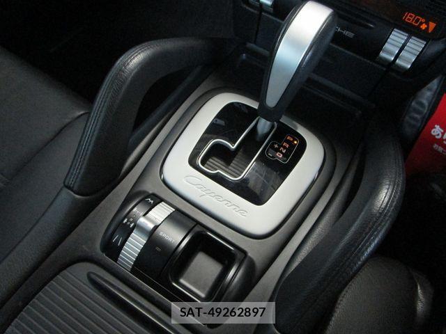 Porsche CAYENNE 2008-06 1229161-19