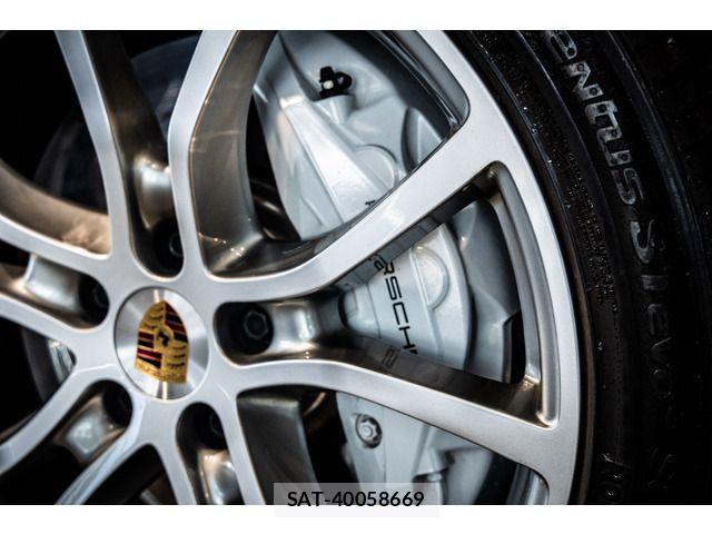 Porsche CAYENNE 2018-10 1375030-9