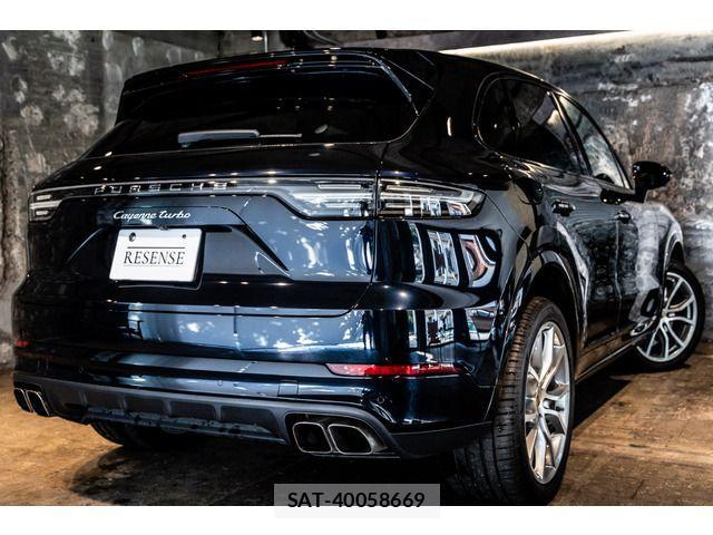 Porsche CAYENNE 2018-10 1375030-2