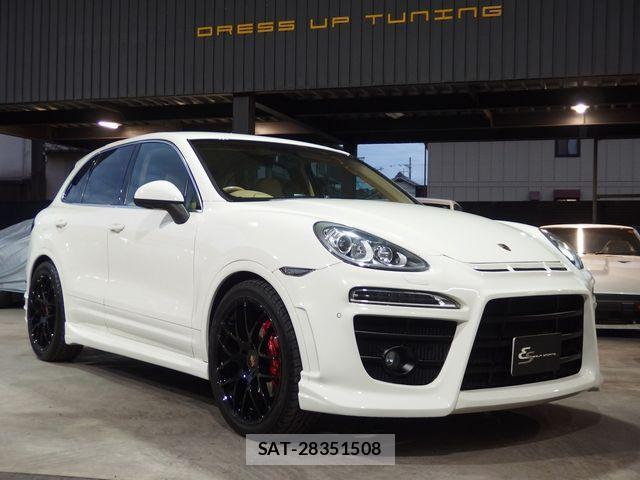 Porsche CAYENNE 2011-01 1414238-4