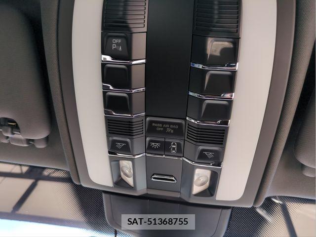 Porsche CAYENNE 2015-06 1626802-28