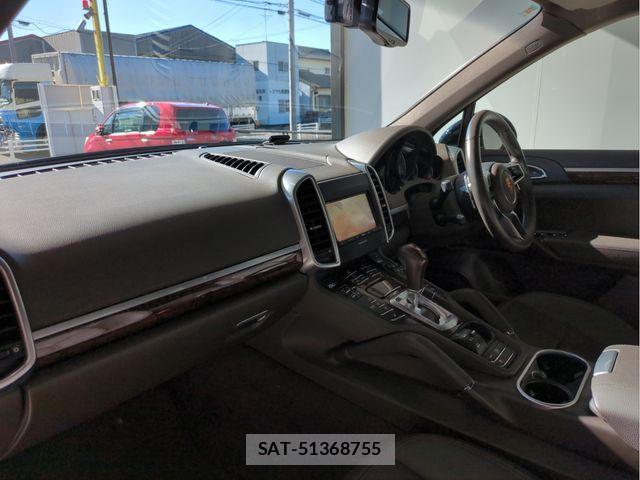 Porsche CAYENNE 2015-06 1626802-2