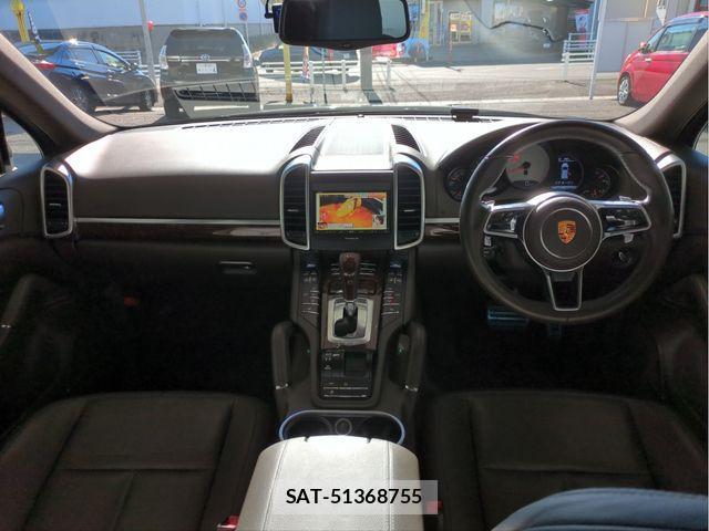 Porsche CAYENNE 2015-06 1626802-6