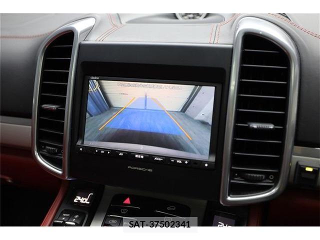 Porsche CAYENNE 2015-03 3383454-22