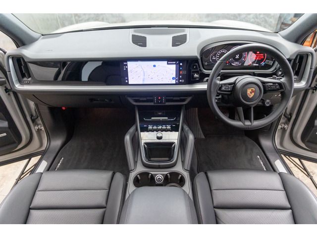 Porsche CAYENNE 2025-03 3680078-1
