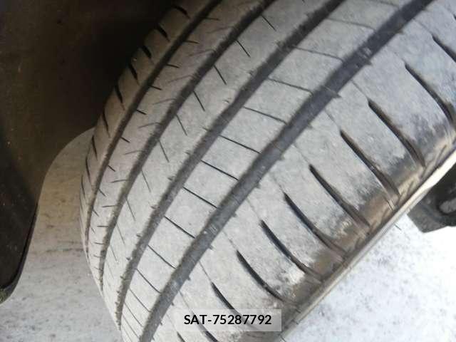 Porsche CAYENNE 2012-06 4976908-22